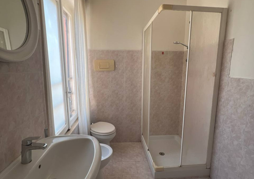 casa indipendente in vendita a Pesaro in zona Muraglia