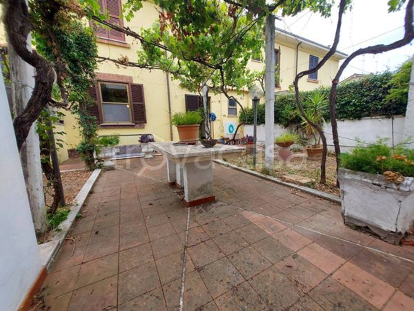 casa indipendente in vendita a Pesaro in zona Pantano