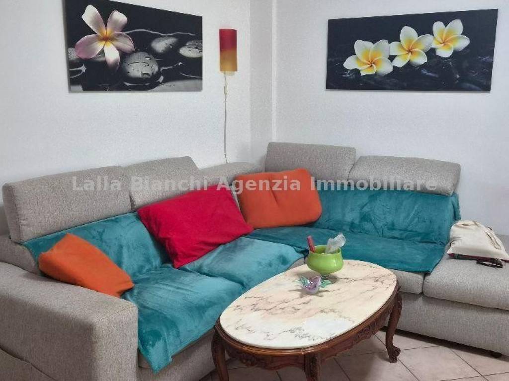 appartamento in vendita a Pesaro in zona Santa Veneranda