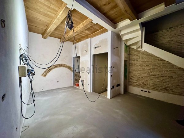 casa indipendente in vendita a Pesaro in zona Centro Città