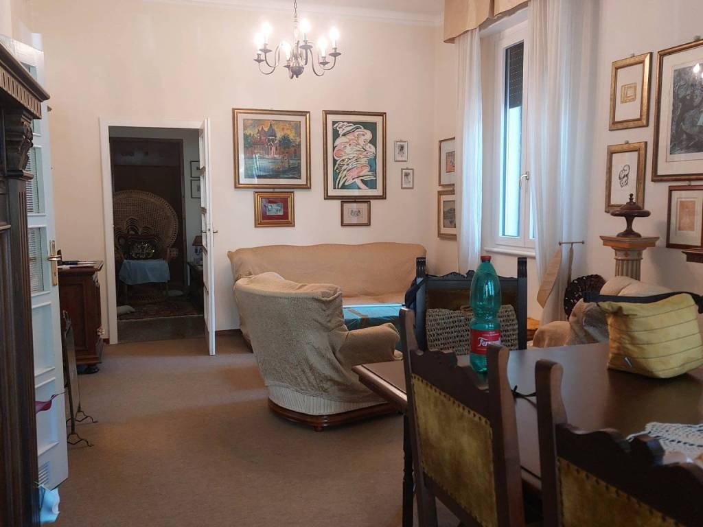 appartamento in vendita a Pesaro in zona Mare