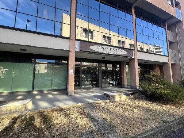 negozio in vendita a Pesaro