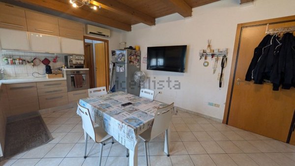 appartamento in vendita a Pesaro in zona Santa Veneranda