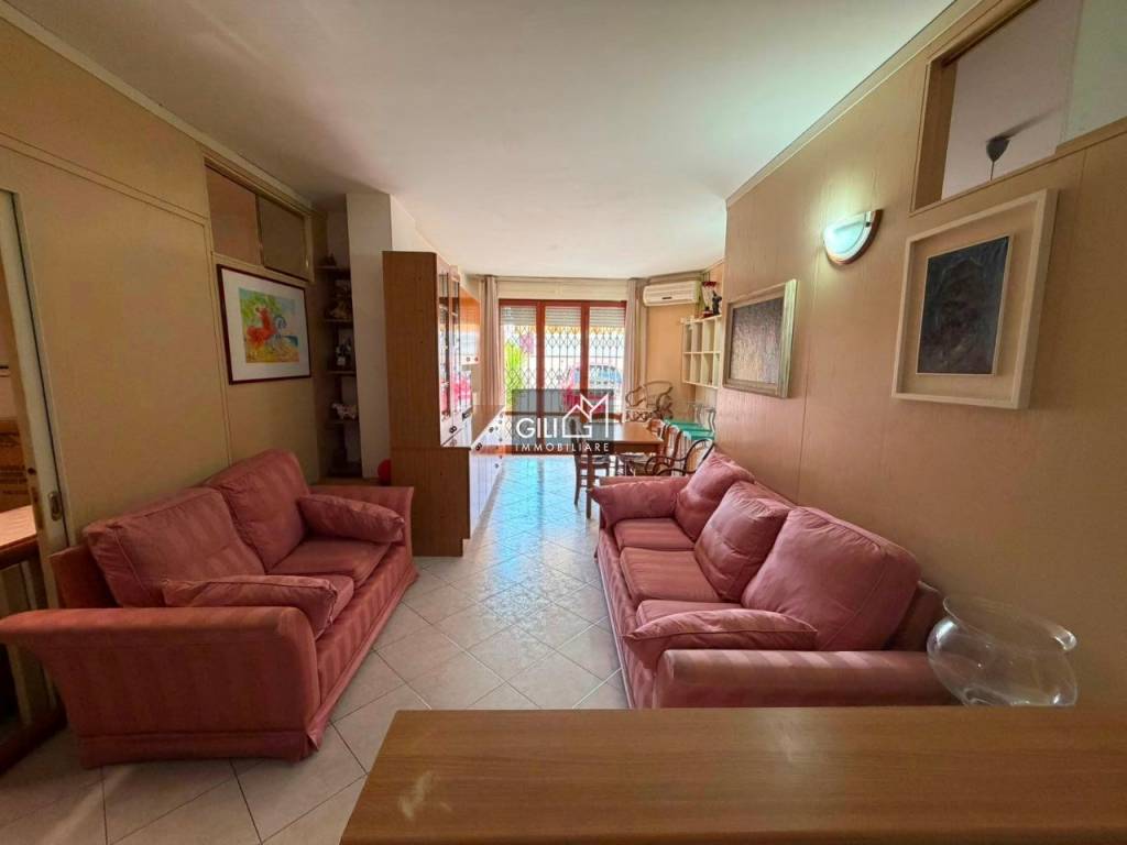 appartamento in vendita a Pesaro in zona Pantano