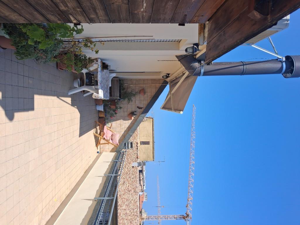 appartamento in vendita a Pesaro in zona Centro Città