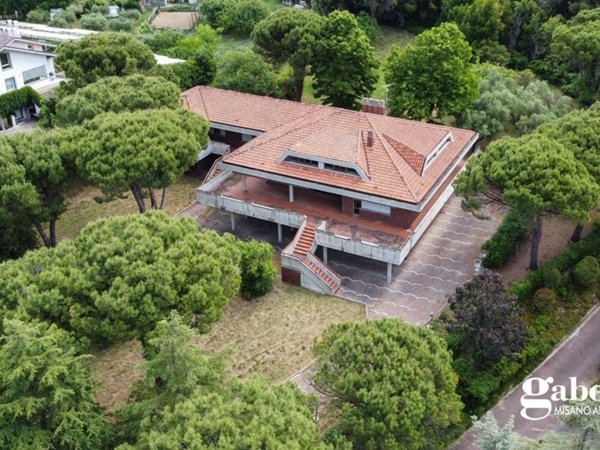 casa indipendente in vendita a Pesaro in zona Ghetto