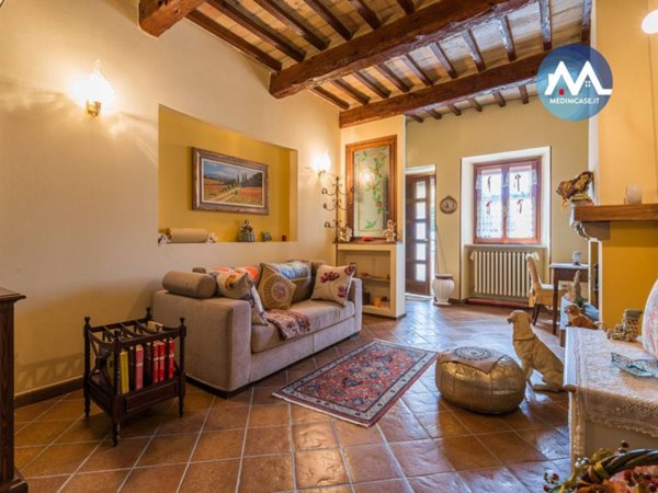 casa indipendente in vendita a Pesaro in zona Porto