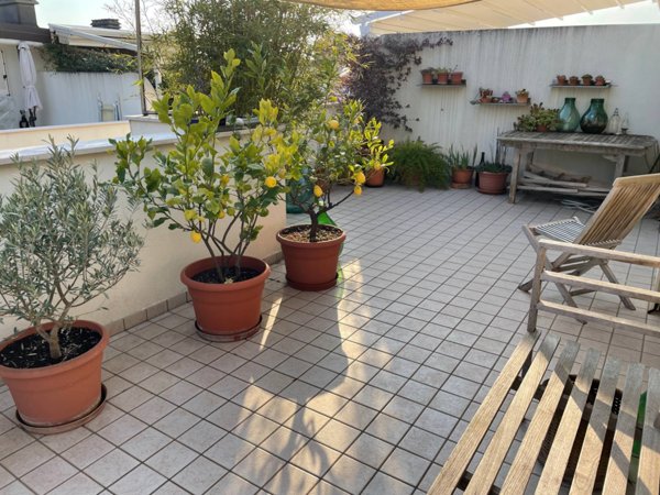 appartamento in vendita a Pesaro in zona Soria