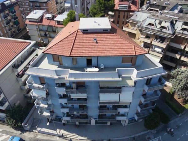 appartamento in vendita a Pesaro in zona Loreto