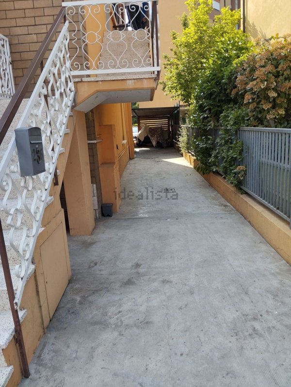 appartamento in vendita a Pesaro in zona Pantano