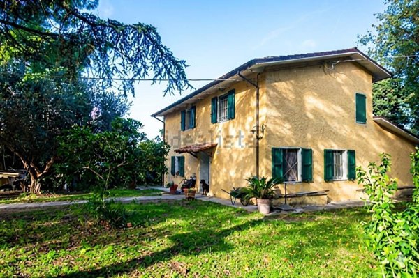 casale in vendita a Pesaro in zona Cattabrighe