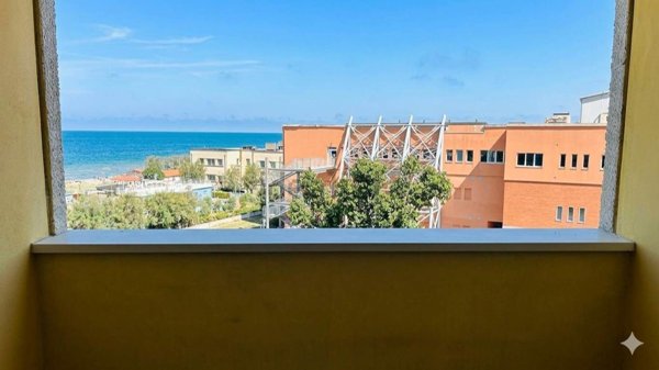 appartamento in vendita a Pesaro in zona Mare