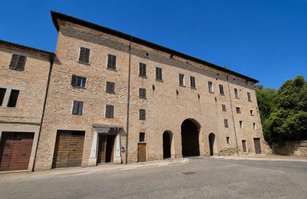 appartamento in vendita a Pesaro in zona Centro Città