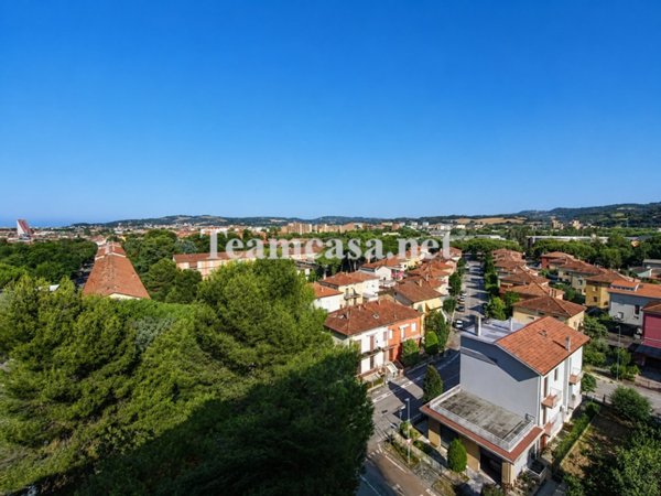 appartamento in vendita a Pesaro in zona Santa Veneranda