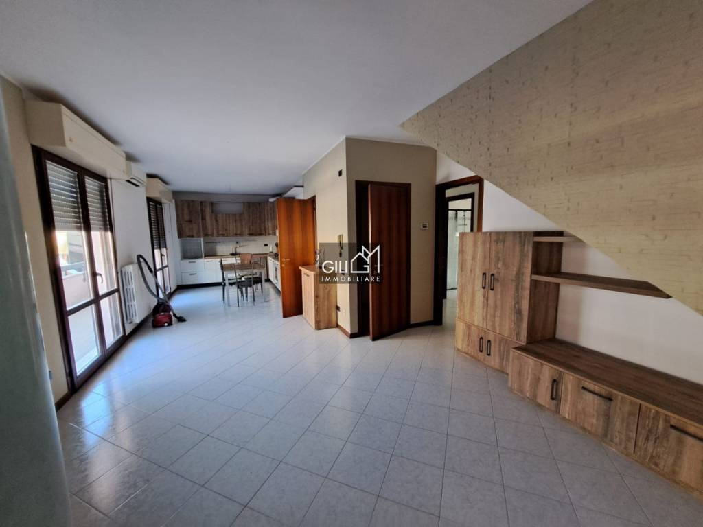 casa indipendente in vendita a Pesaro in zona Santa Veneranda