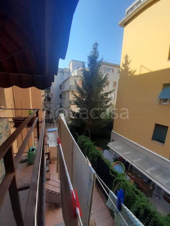 appartamento in vendita a Pesaro in zona Mare