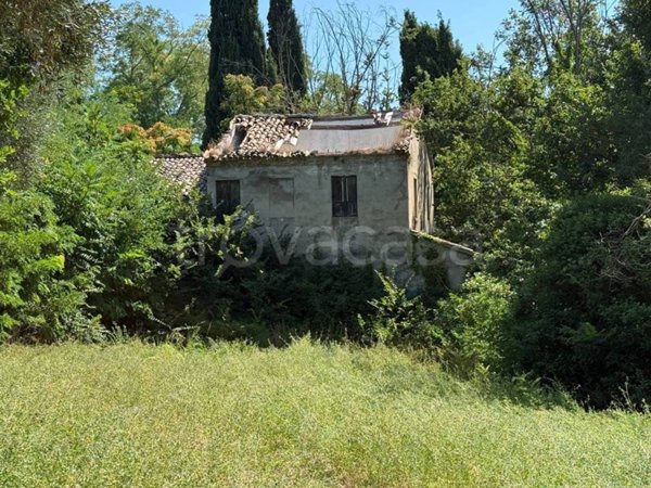 casa indipendente in vendita a Pesaro in zona San Bartolo
