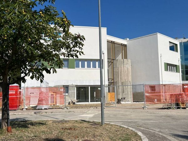 appartamento in vendita a Pesaro in zona Cattabrighe