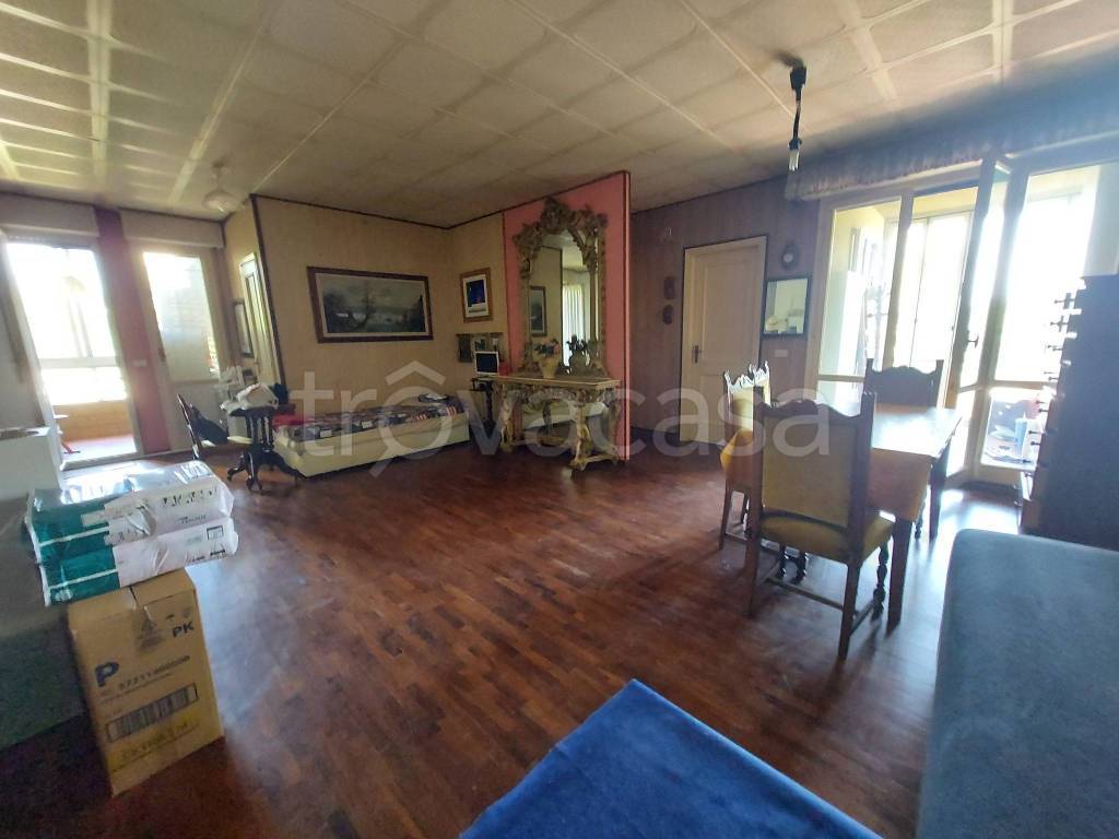 casa indipendente in vendita a Pesaro in zona Santa Veneranda