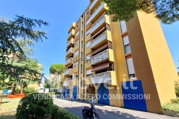appartamento in vendita a Pesaro in zona Santa Veneranda