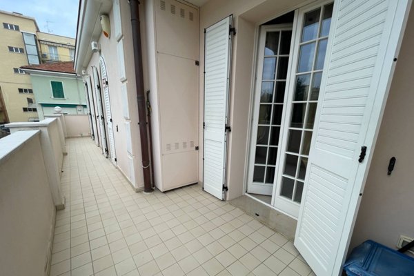 appartamento in vendita a Pesaro in zona Mare