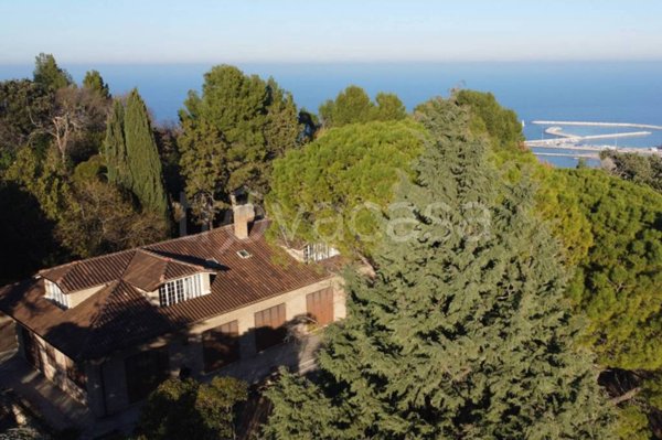 casa indipendente in vendita a Pesaro in zona San Bartolo