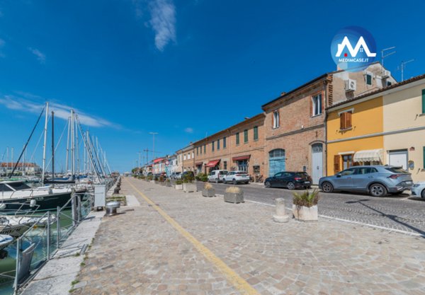 casa indipendente in vendita a Pesaro in zona Porto