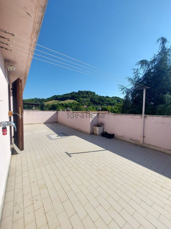 appartamento in vendita a Pesaro in zona Santa Veneranda