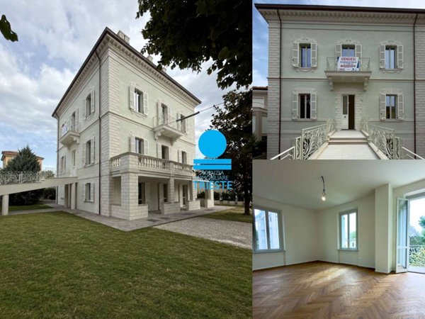 appartamento in vendita a Pesaro in zona Mare