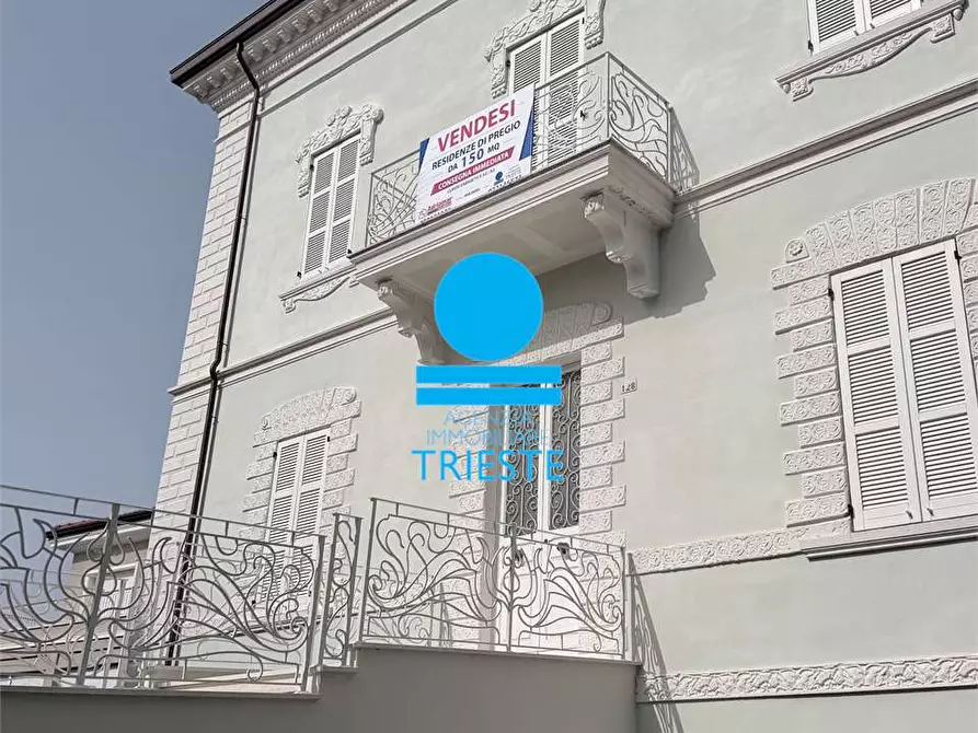 casa indipendente in vendita a Pesaro in zona Mare