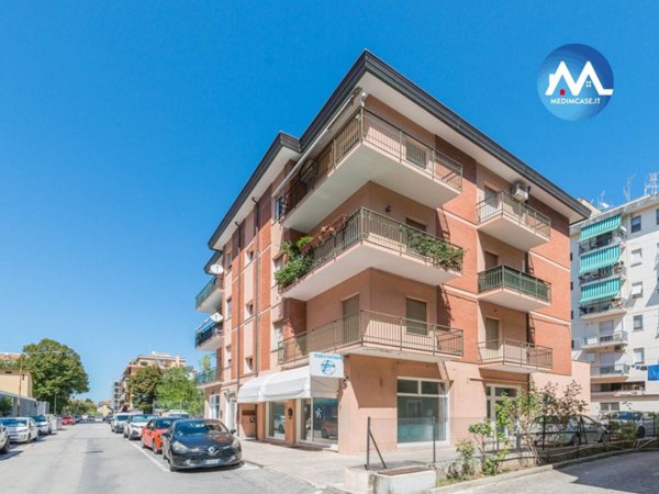appartamento in vendita a Pesaro in zona Loreto