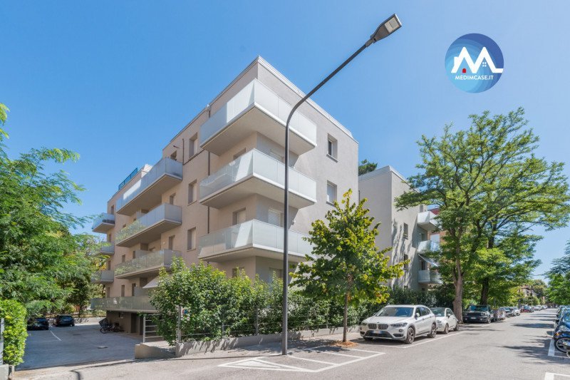 appartamento in vendita a Pesaro in zona Mare