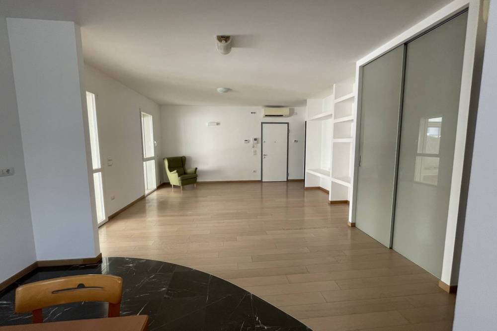 appartamento in vendita a Pesaro in zona Mare