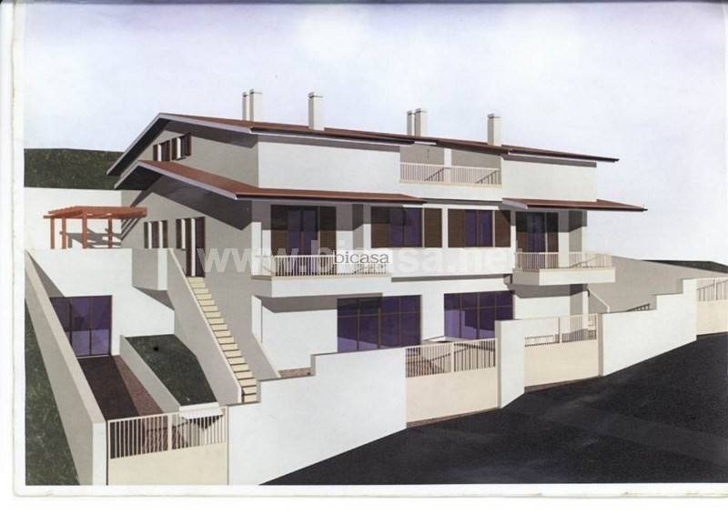 casa indipendente in vendita a Pesaro in zona Trebbiantico