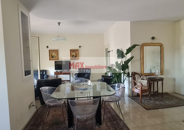 appartamento in vendita a Pesaro in zona Mare
