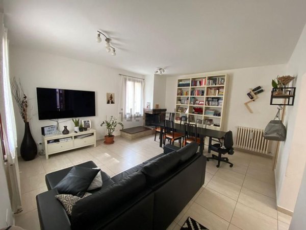casa indipendente in vendita a Pesaro in zona Villa Fastiggi