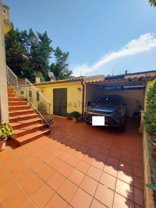 casa indipendente in vendita a Pesaro in zona Villa Fastiggi