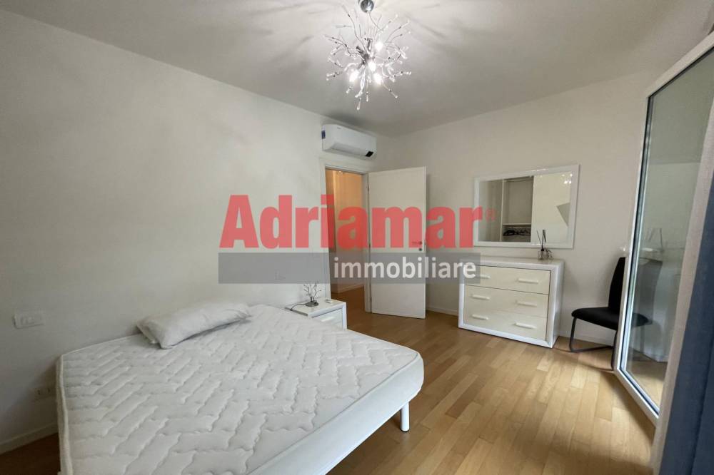 appartamento in vendita a Pesaro in zona Mare