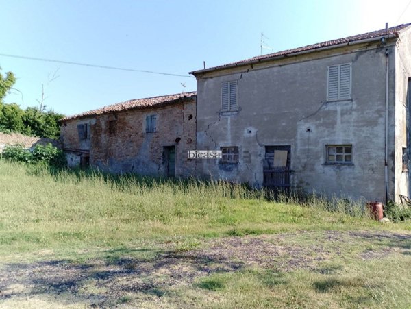 casa indipendente in vendita a Pesaro