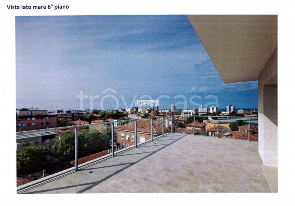 appartamento in vendita a Pesaro in zona Mare