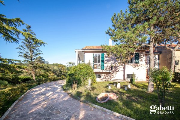 casa indipendente in vendita a Pesaro in zona La Siligata