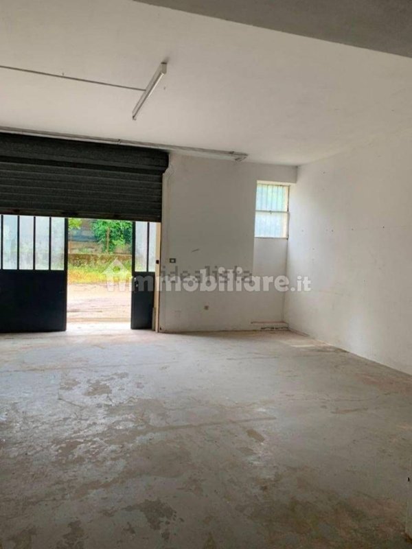 casa indipendente in vendita a Pesaro