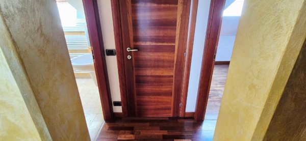casa indipendente in vendita a Pesaro in zona Cattabrighe