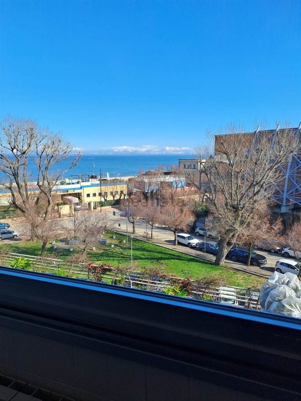 appartamento in vendita a Pesaro in zona Mare