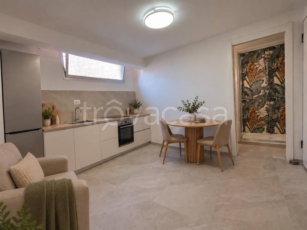 appartamento in vendita a Pesaro in zona Loreto