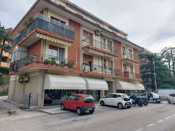 appartamento in vendita a Pesaro in zona Loreto