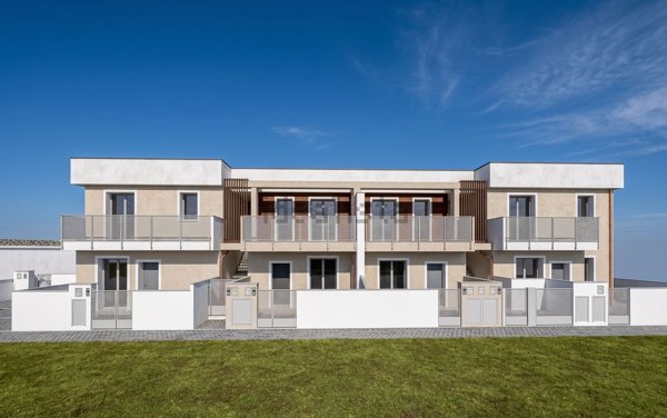 appartamento in vendita a Pesaro in zona Santa Veneranda