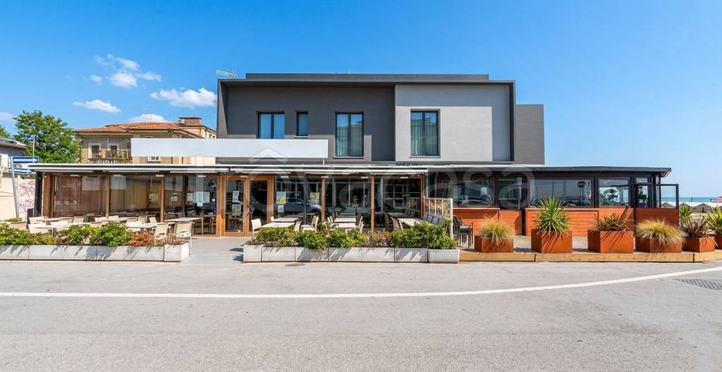 appartamento in vendita a Pesaro in zona Mare