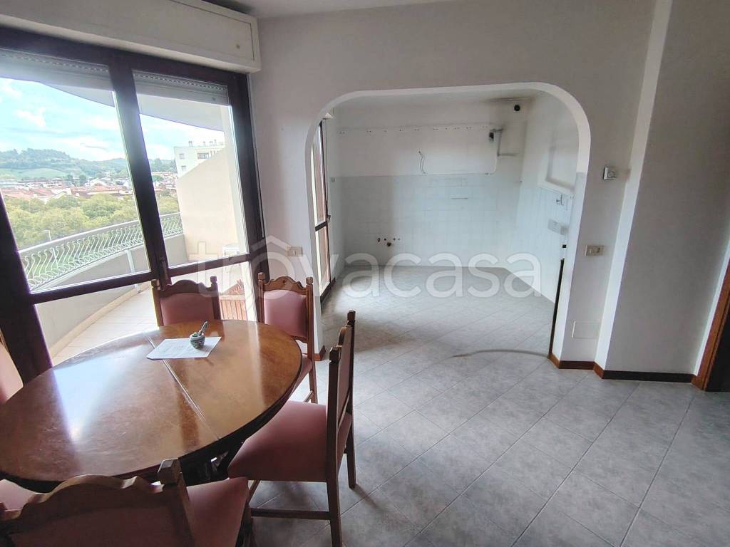 appartamento in vendita a Pesaro in zona Santa Veneranda