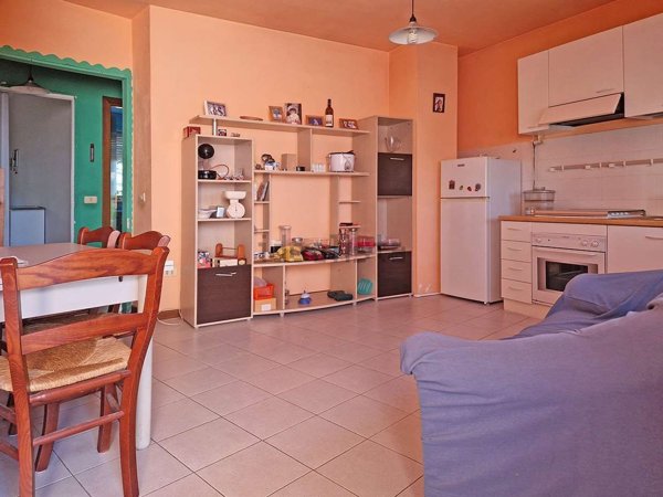 casa indipendente in vendita a Pesaro in zona Candelara